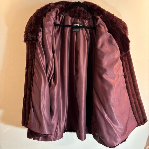 OLYMPIA Sz 2X Faux Fur Coat Lined Turned Lapel Pockets In Raisin Oversized - Picture 10 of 13